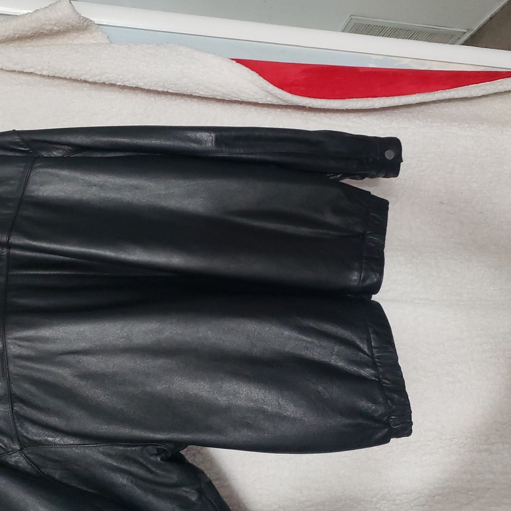 leather jacket from macys. one owner - Picture 10 of 11
